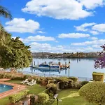 Spacious 1 Bedroom Apartment In Teneriffe Brisbane