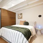 Riverside Loft 2Bed,2Bath Park Pool