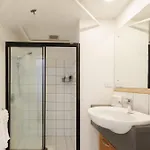 Riverside Loft 2bed,2bath Park Pool Brisbane