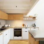 Riverside Loft 2bed,2bath Park Pool Brisbane