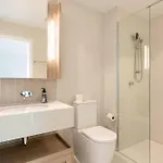 Apartment Queen's Reach - Brand New On Star Casino Bne
