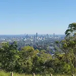 Modern Retreat In Heart Of Sunnybank Holiday home *