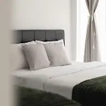 Modern Retreat In Heart Of Sunnybank *