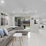 Carseldine Grove