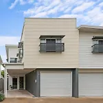 Carseldine Grove