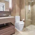 A Queens Wharf 3501 Apartment *