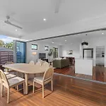 Stylish Paddington Home With Outdoor Oasis