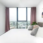 Apartment Stylish Decor 2br South Gym Pool Cine Bo12510 Brisbane