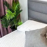 Stylish Decor 2br South Gym Pool Cine Bo12510 Apartment