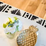 Stylish Decor 2br South Gym Pool Cine Bo12510 Apartment Brisbane