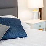 Apartment Stylish Decor 2br South Gym Pool Cine Bo12510 Brisbane