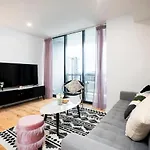 Stylish Decor 2br South Gym Pool Cine Bo12510 *