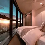 Level 46 Luxury Queens Wharf Apartment With Unblocked Southbank & River View