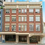 Apartment The New Yorker Loft Cbd Sleeps 5 *