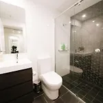 Tranquil River-view 2-bedroom High-rise * Brisbane