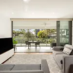 Riverside Lux 2Bed 2Bath Parking