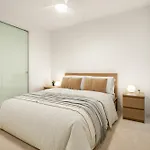 Riverside Lux 2bed 2bath Parking
