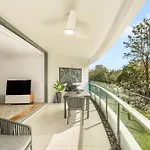 Apartment Riverside Lux 2bed 2bath Parking *