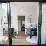 Tiny 1bd, 1ba In Clayfield, Near Cbd M2 Brisbane