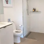Located Within Walking Distance Of Great Breweries And Restaurants Brisbane