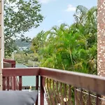 Sunny 1Br Apt Near Hospital, Qut & Cbd With Parking!