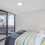 Inner-City Vibes! 2Bed/1Bath/1Car/Pool/Balcony~Cbd