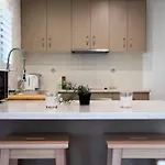 3Br Family House In Sunnybank Hills With Free Parking - Near Bne