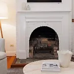 Historic Cbd Miner\'S Cottage