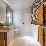 Luxury Historic Landmark Holdgates Holiday home *