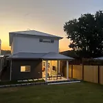 Designer Southside Retreat 4 Bedroom House