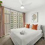 River Views 2 Bed 2 Bath Secure Parking Brisbane