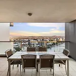 Amazing 2bed-2bath-1car-balcony-views - Cbd *
