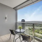 Stylish 1-Bed Apartment In Brisbane Cbd
