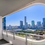 Stunning 1br With Views And Fantastic Location! Brisbane