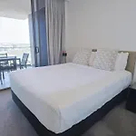 Riverview 2Br Apt With Pool And Parking Near Suncorp