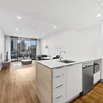 Soft City Glow Serene Lucid 2Br Stay