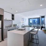 Apartment Stunning 1br With Views And Fantastic Location! Brisbane