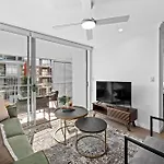Bright And Stylish 2br With Spacious Balcony And Wifi Apartment *