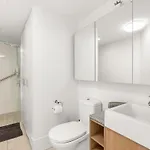 Amazing 2bed-2bath-1car-balcony-views - Cbd Apartment Brisbane