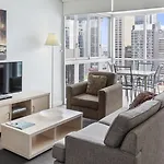 Oaks Brisbane Festival Suites