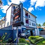 Airport Ascot Motel