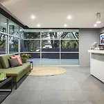 Quest Breakfast Creek