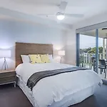 Link Portside Wharf 4*
