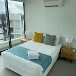 Link Portside Wharf Aparthotel 4*