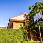 Ascot Budget Inn & Residences