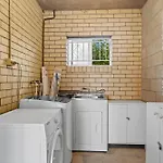 Two Bedroom Free Parking