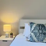 Private Ground-Floor Retreat With 2 Ensuite Rooms