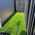 Guest house Aurora & Court Yard Private Pet Friendly Free Parking