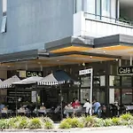 Stylish 2Bdr Nundah Stay With Golden Sunsets