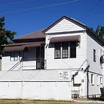 Gonow Family Backpackers Hostel